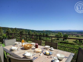 Hotels in Champdieu